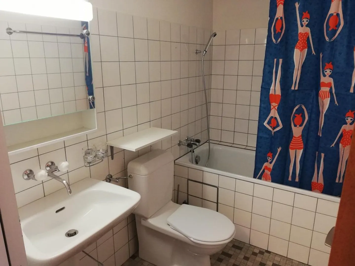 Big furnished apartment - Photo 6 of 12