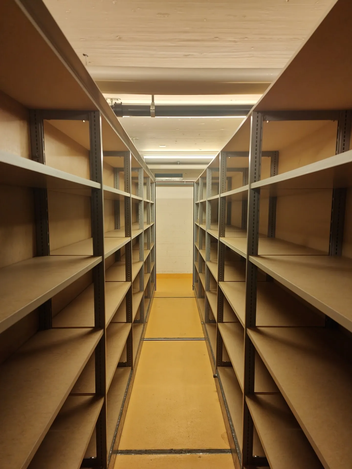 107m2 Archivio (Magazzino) Sciaffusa - Stauffacherstrasse 36 - Foto 1 di 5
