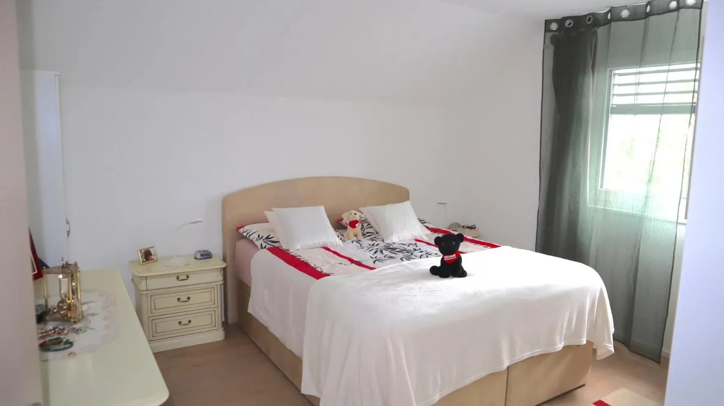 3.5 Room Apartment - Photo 3 of 5