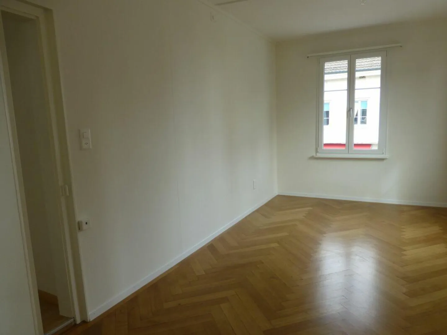 MOVE IN, FEEL GOOD & BENEFIT - 1 NET RENT FREE! - Photo 10 of 10