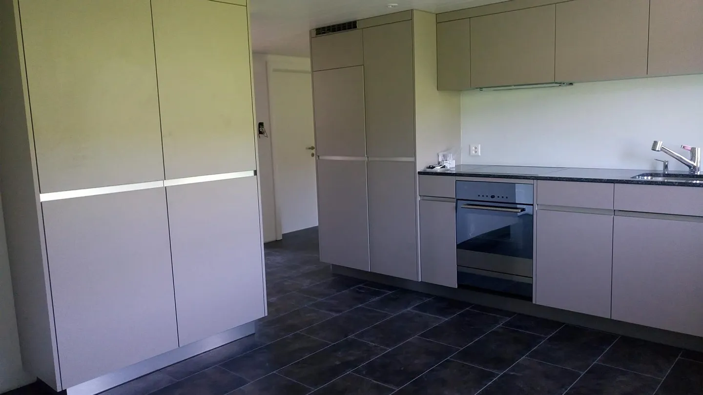 Appartamento attraente di 3 1/2 locali in una bella e panoramica posizione - Foto 4 di 6