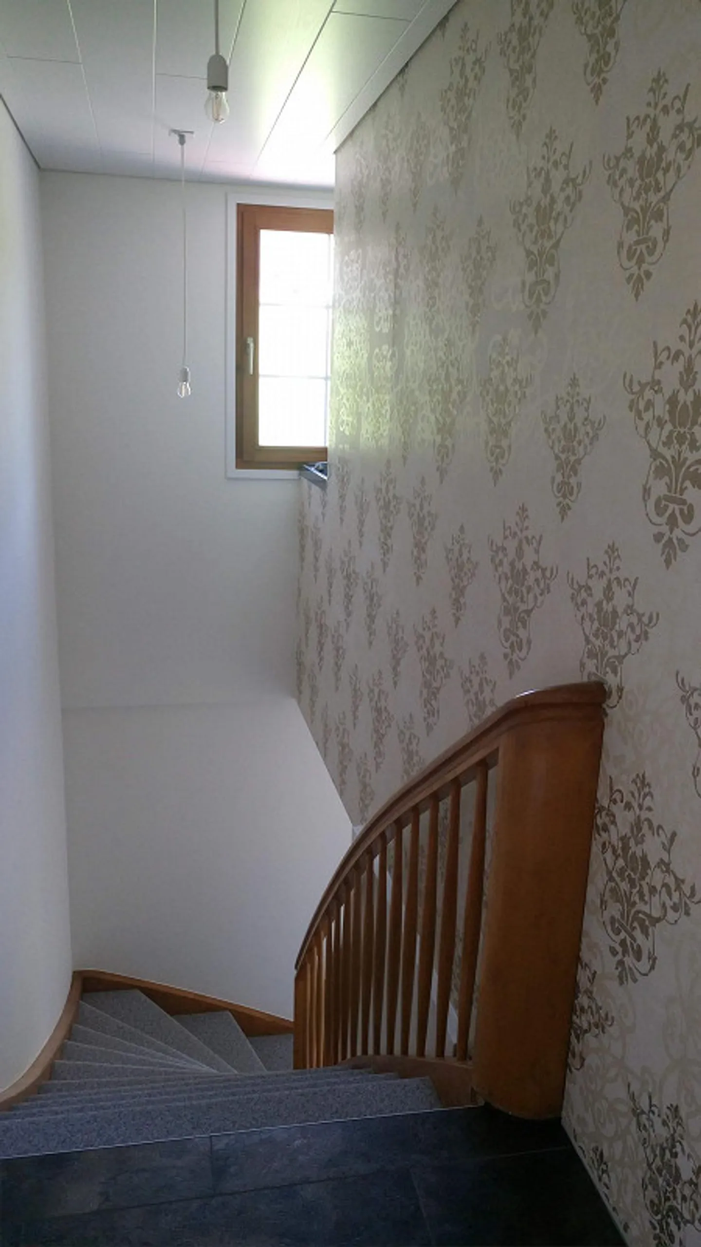 Appartamento attraente di 3 1/2 locali in una bella e panoramica posizione - Foto 5 di 6