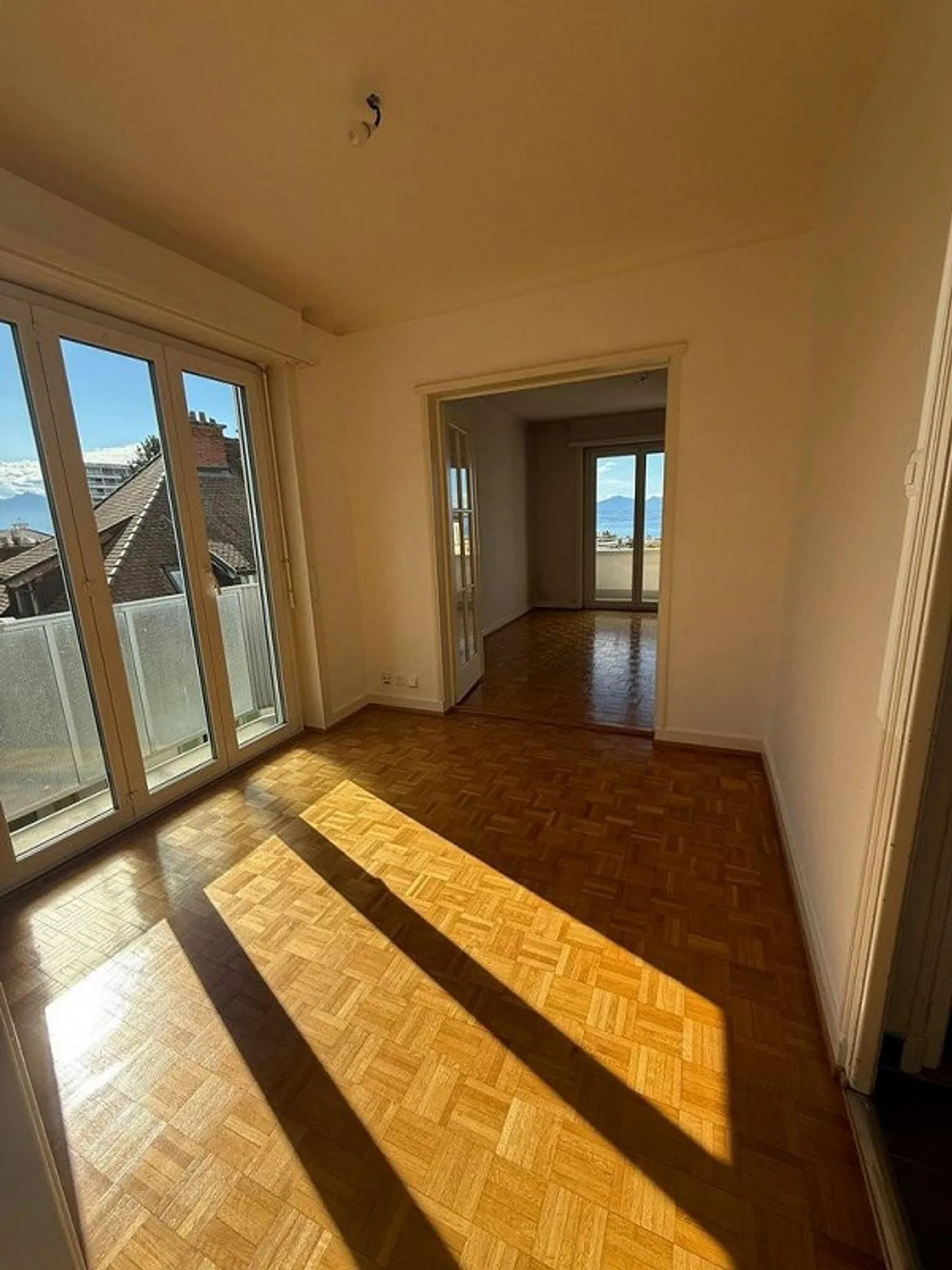 Bell'appartamento con una vista magnifica sul lago - Foto 6 di 9