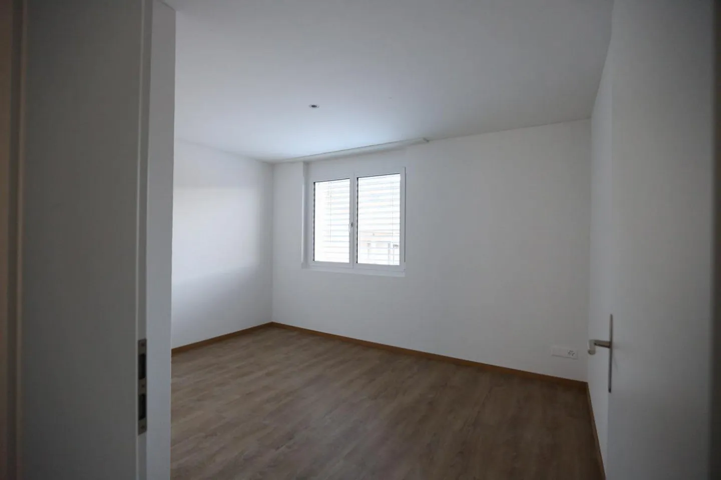 Adatto ai bambini, molto tranquillo, stazione ferroviaria nelle vicinanze, moderno, soleggiato - Foto 4 di 11