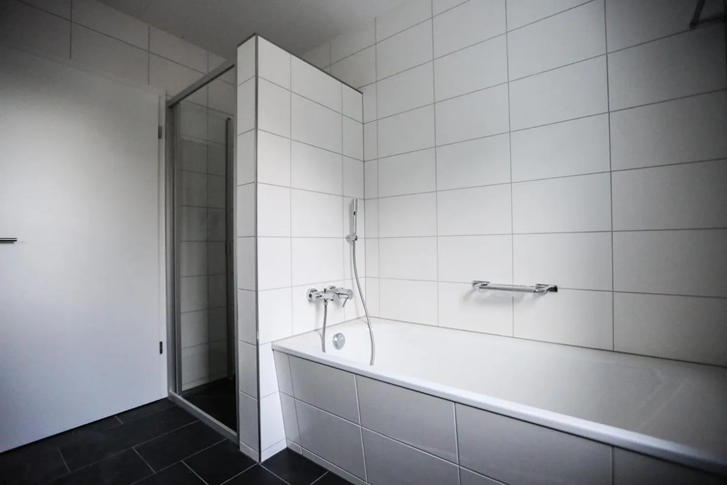 Adatto ai bambini, molto tranquillo, stazione ferroviaria nelle vicinanze, moderno, soleggiato - Foto 7 di 11