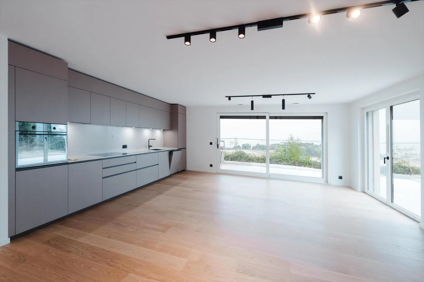 Comfort and prestige for an exceptional property for rent - Photo 1 of 6