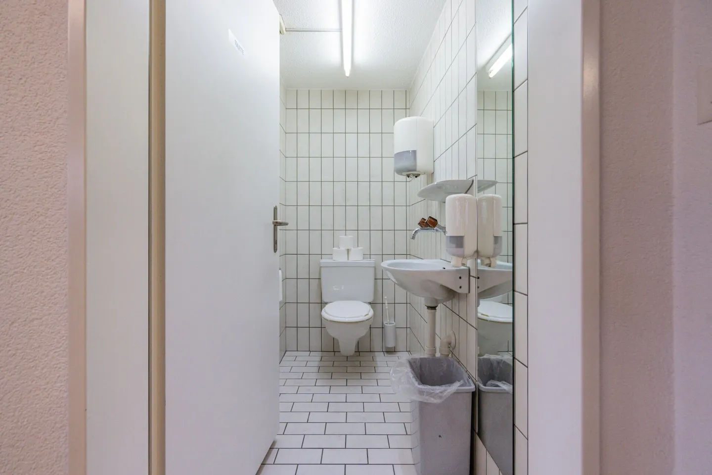 Attractive commercial and storage space with 400 m² - Photo 10 of 20