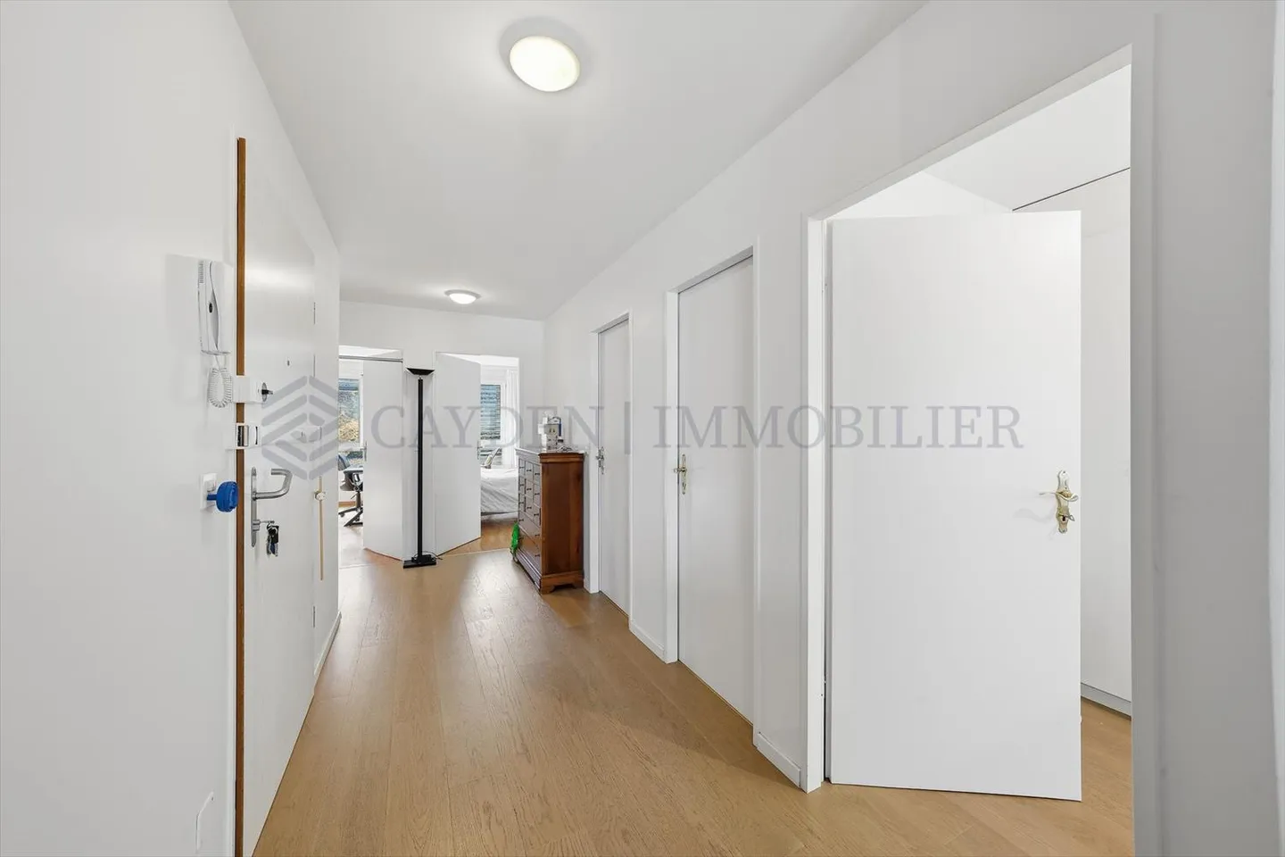 Advantage Casatax! Beautiful 4-room apartment with a clear view of the Jura - Photo 5 of 8