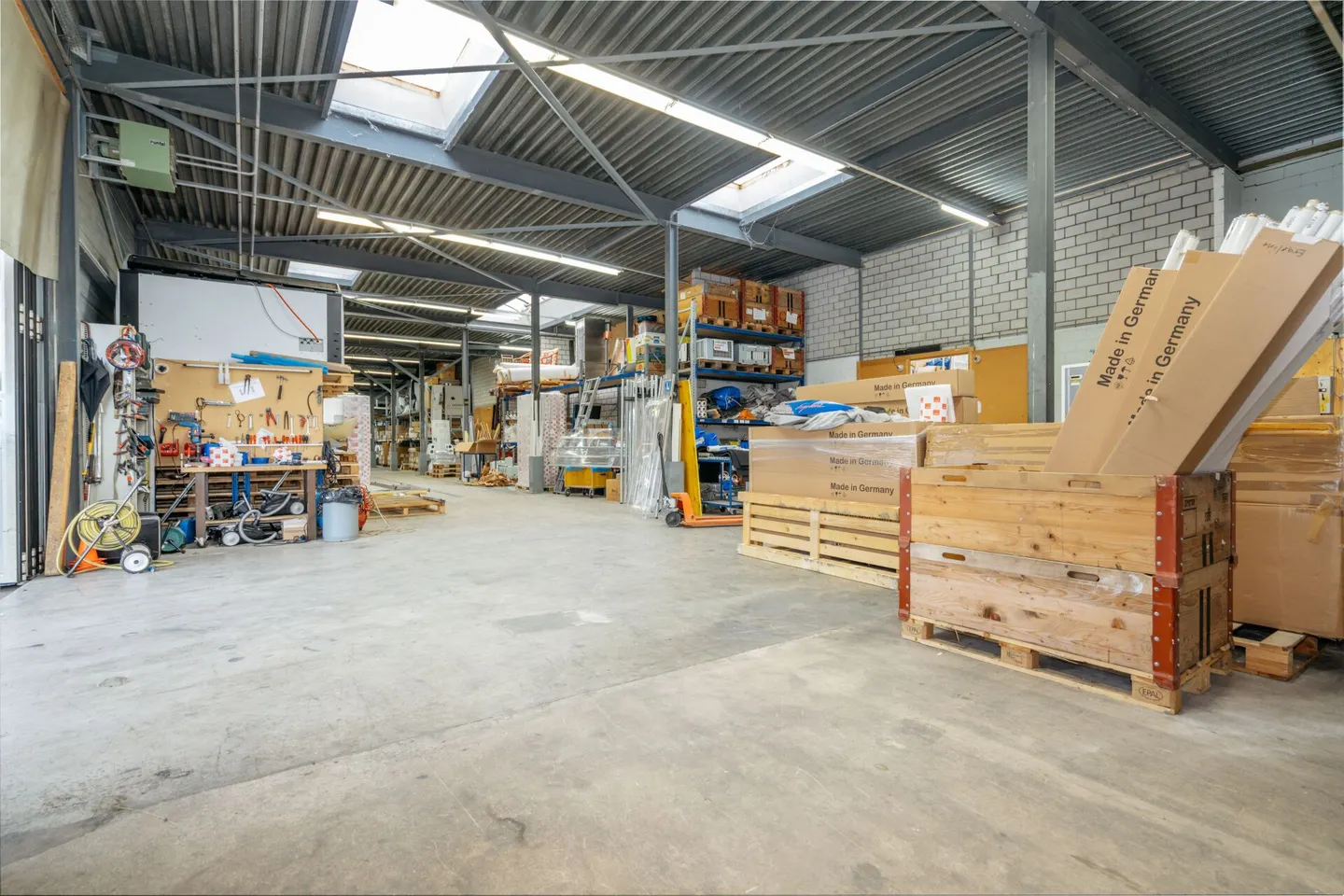 Attractive commercial and storage space with 400 m² - Photo 16 of 20