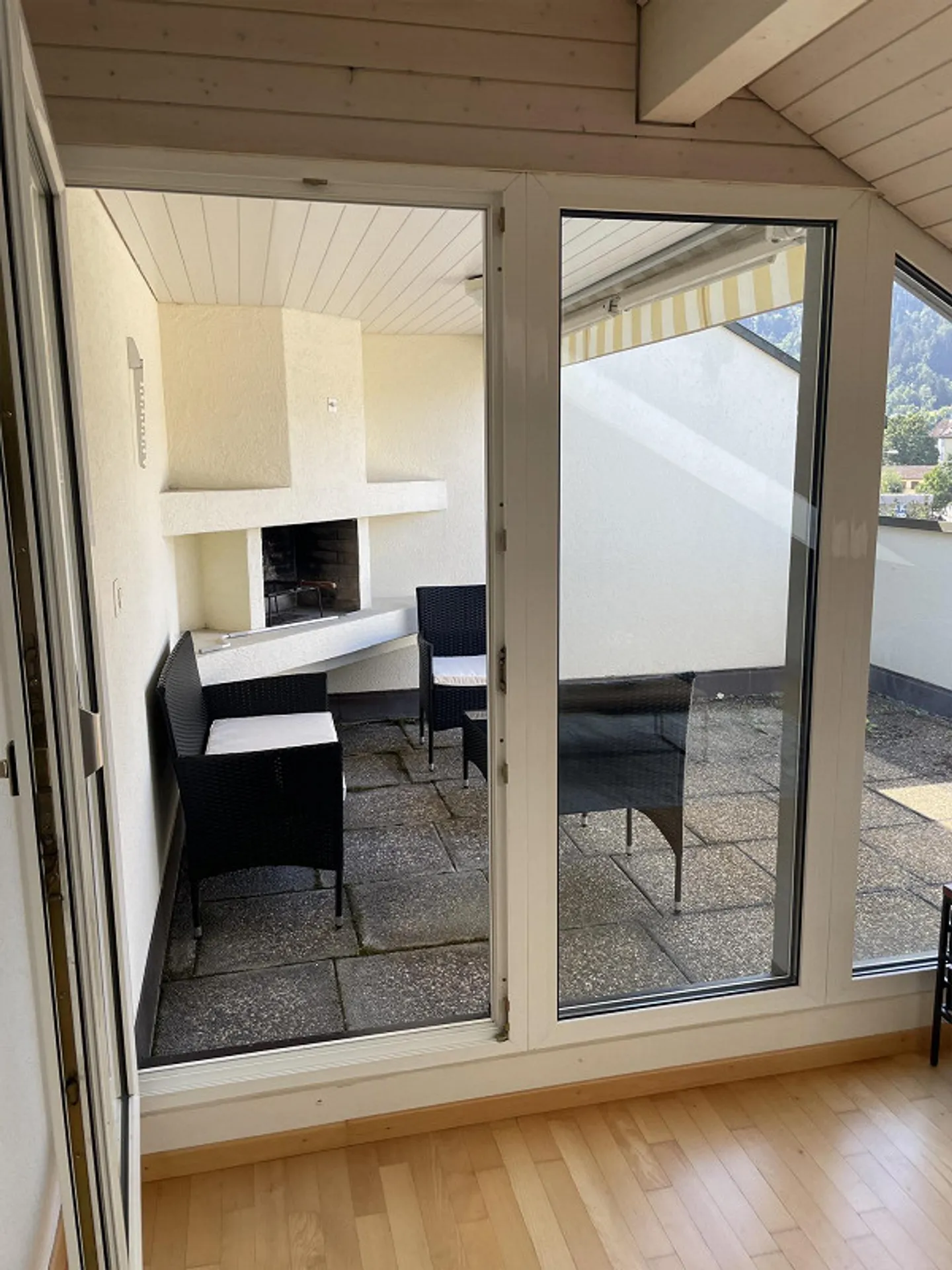 Appartamento mansardato di 3,5 stanze con mobili - Foto 10 di 13