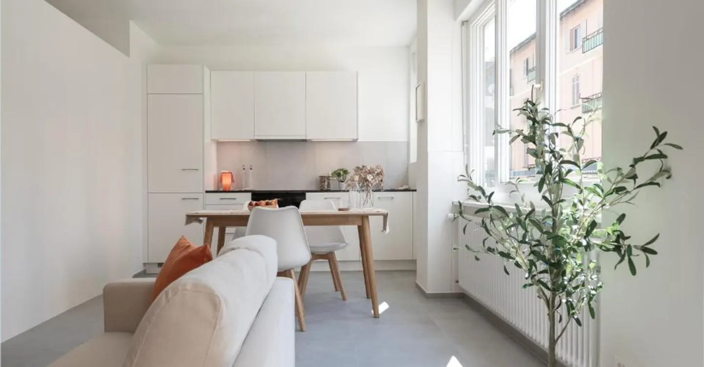 WE RENT IN A RECENTLY RENOVATED BUILDING - Photo 3 of 8