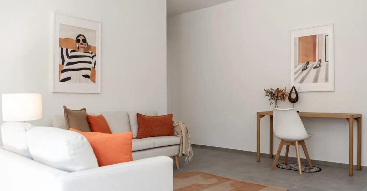 WE RENT IN A RECENTLY RENOVATED BUILDING - Photo 4 of 8