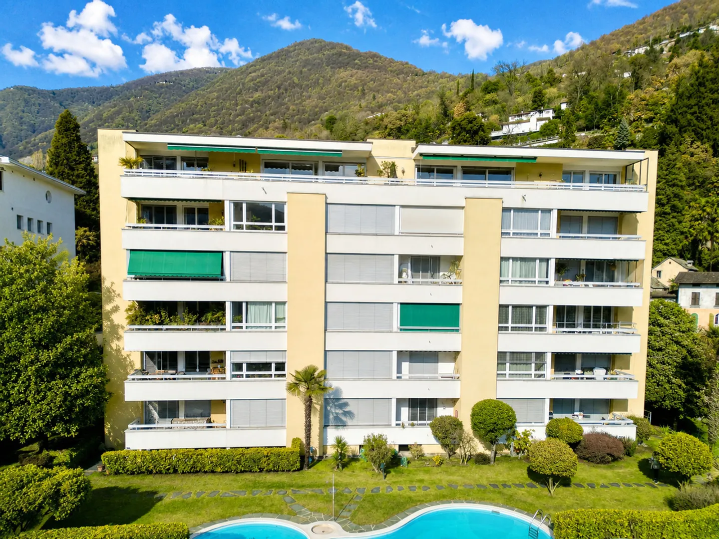 Résidence secondaire ou principale : vue sur le lac, grands espaces et piscine - Photo 5 sur 14