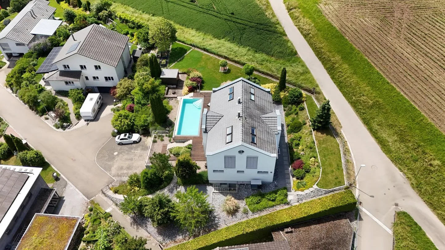 Architektenvilla mit Panorama & Infinity Pool – wo Architektur, Weitsicht und Luxus verschmelzen - Foto 31 von 31
