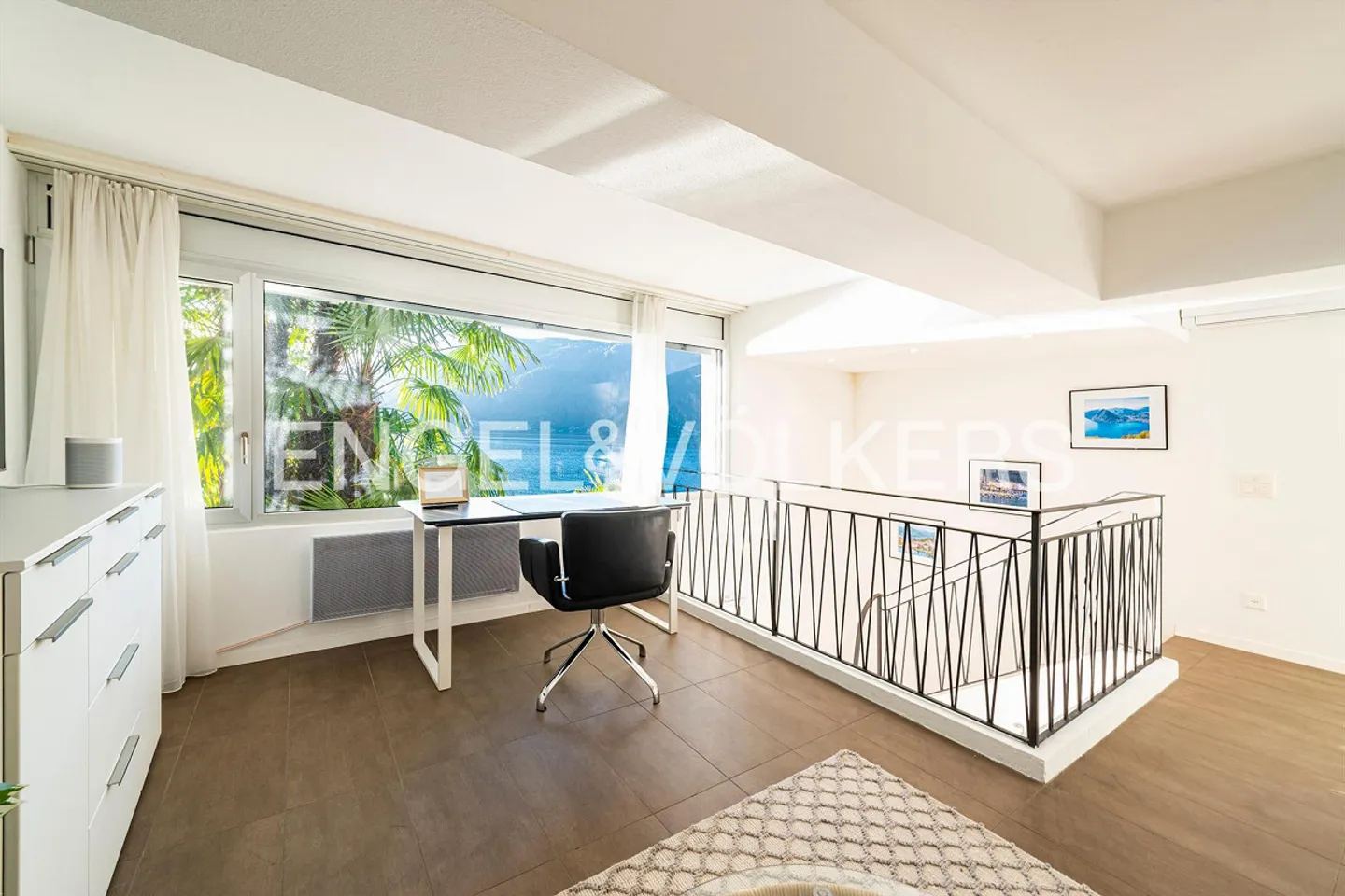 Magnifique maison directement au bord du lac avec quai privé - Photo 14 sur 17