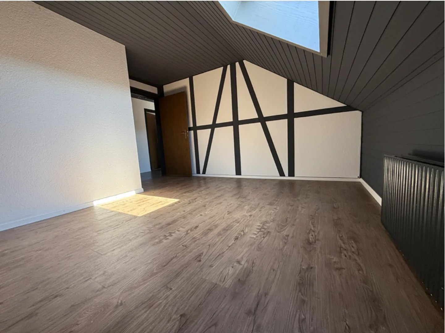 Attraktives Mehrfamilienhaus an zentraler Lage in Biel - Foto 7 von 9