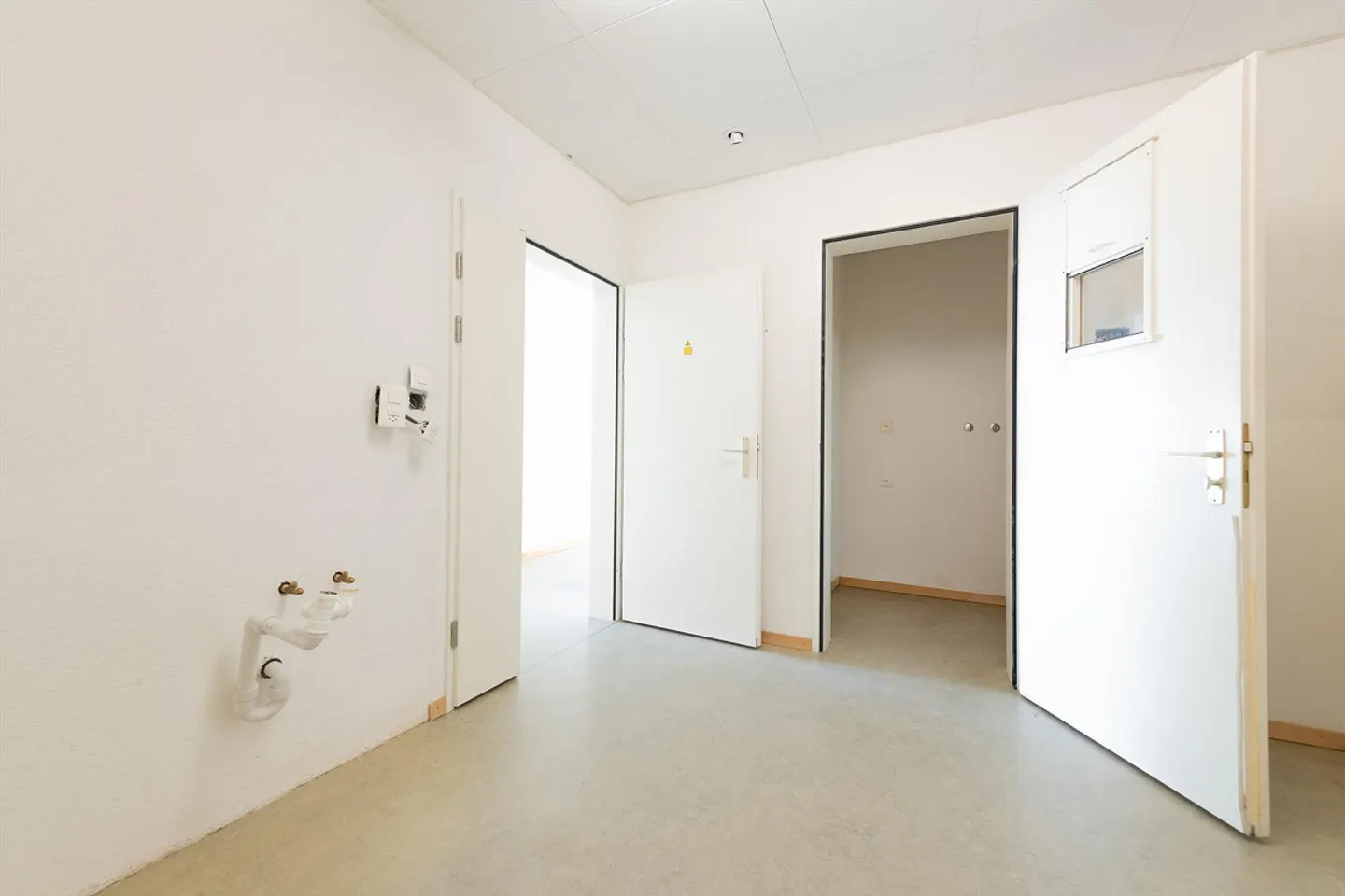 Vielseitig nutzbarer Gewerberaum - Foto 6 von 8