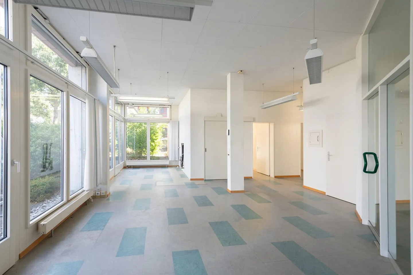 Vielseitig nutzbarer Gewerberaum - Foto 1 von 8