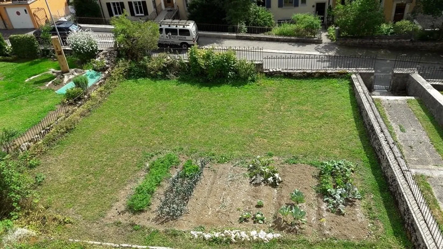 BELLO ALLOGGIO IN UN QUARTIERE TRANQUILLO - Foto 9 di 9