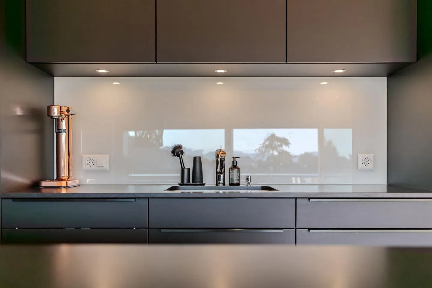 Architekten-Penthouse über Widnau mit 270° Alpen-Panorama - Photo 12 of 24