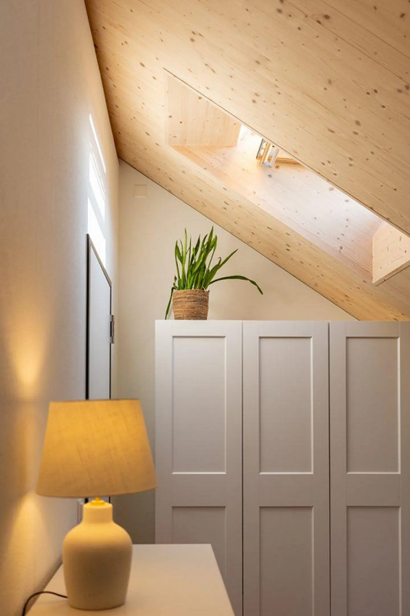 Architekten-Penthouse über Widnau mit 270° Alpen-Panorama - Photo 16 of 24