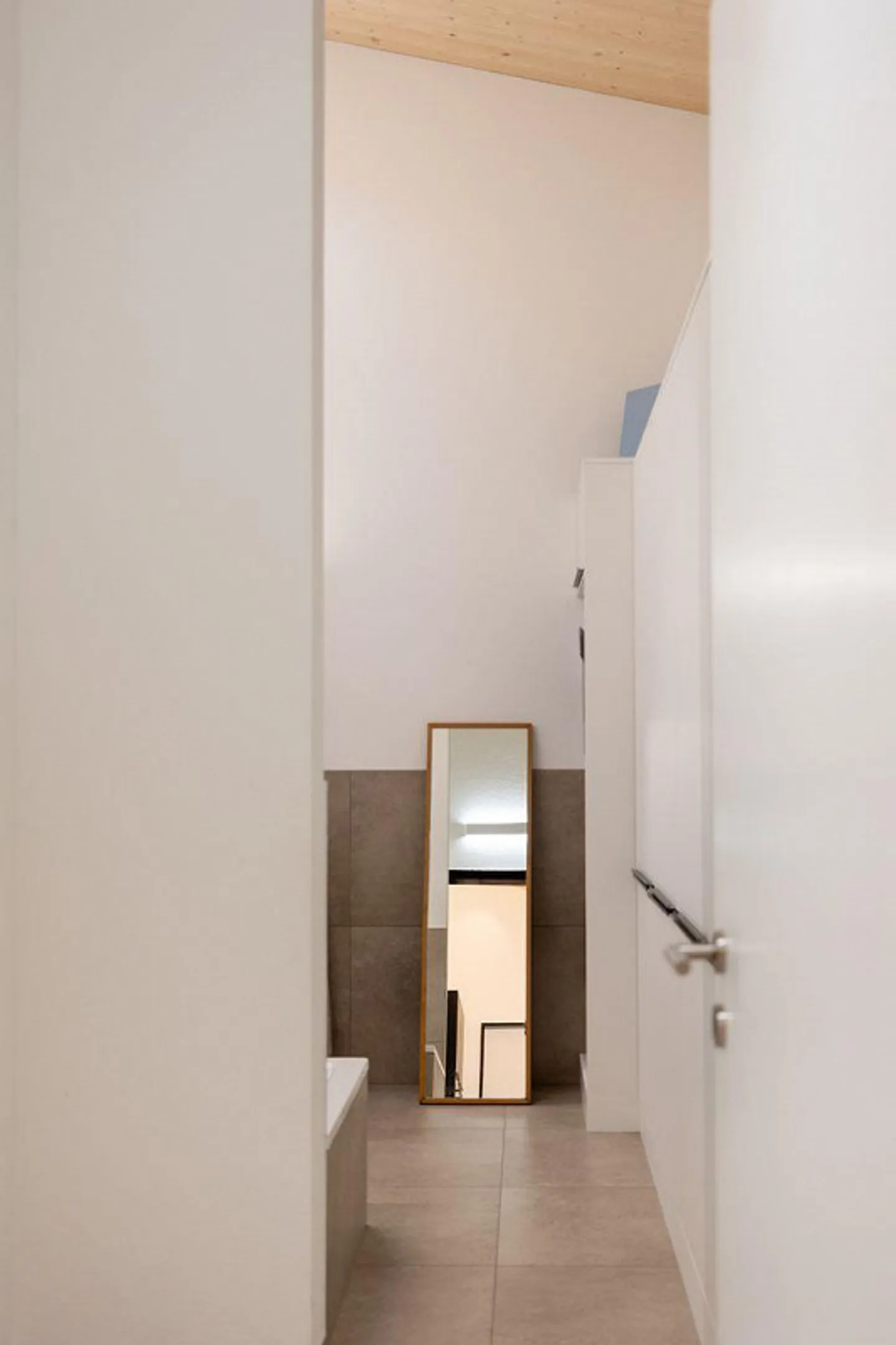 Architekten-Penthouse über Widnau mit 270° Alpen-Panorama - Photo 17 of 24