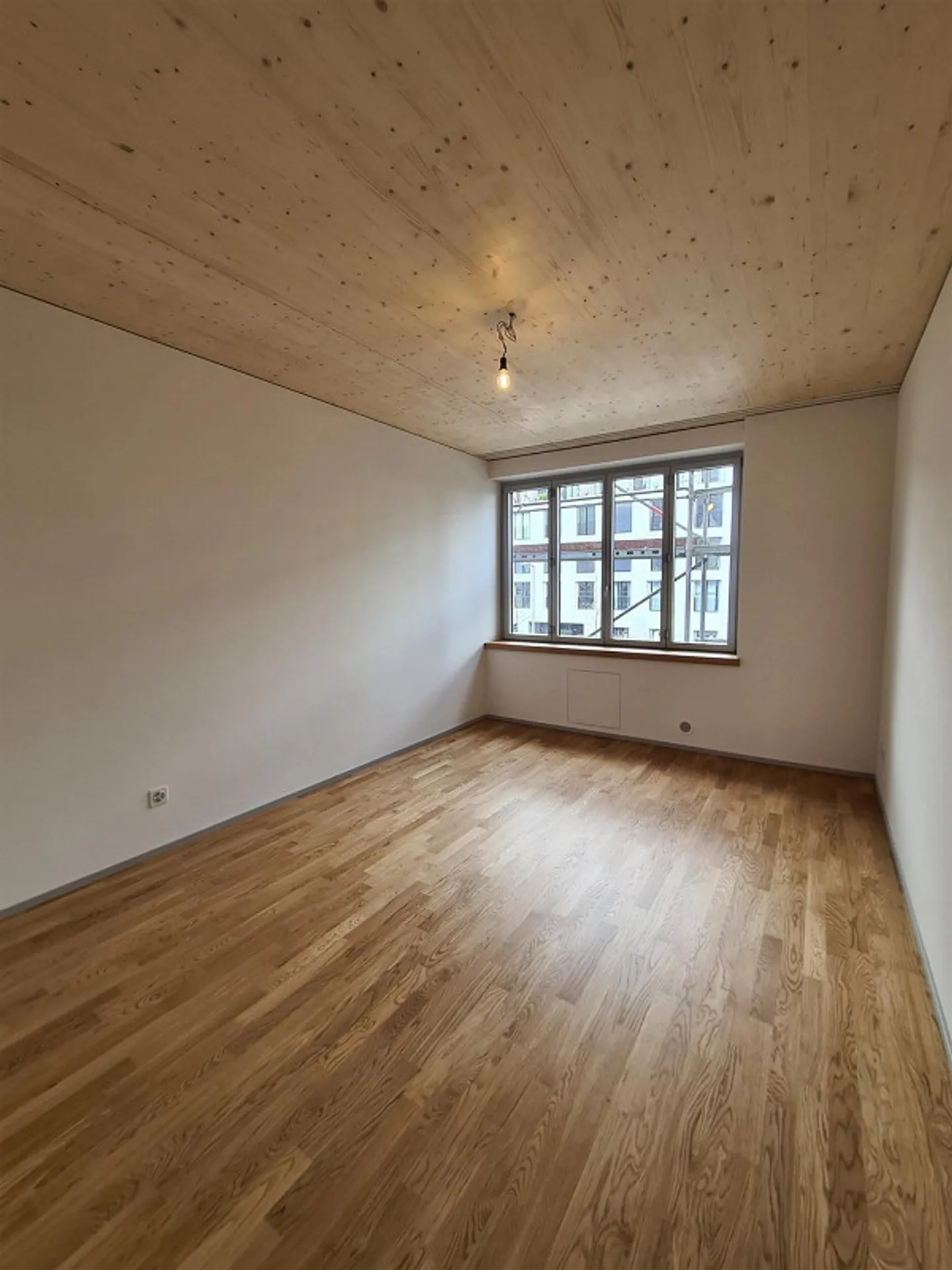 Living Spaces that Inspire - Photo 3 of 5