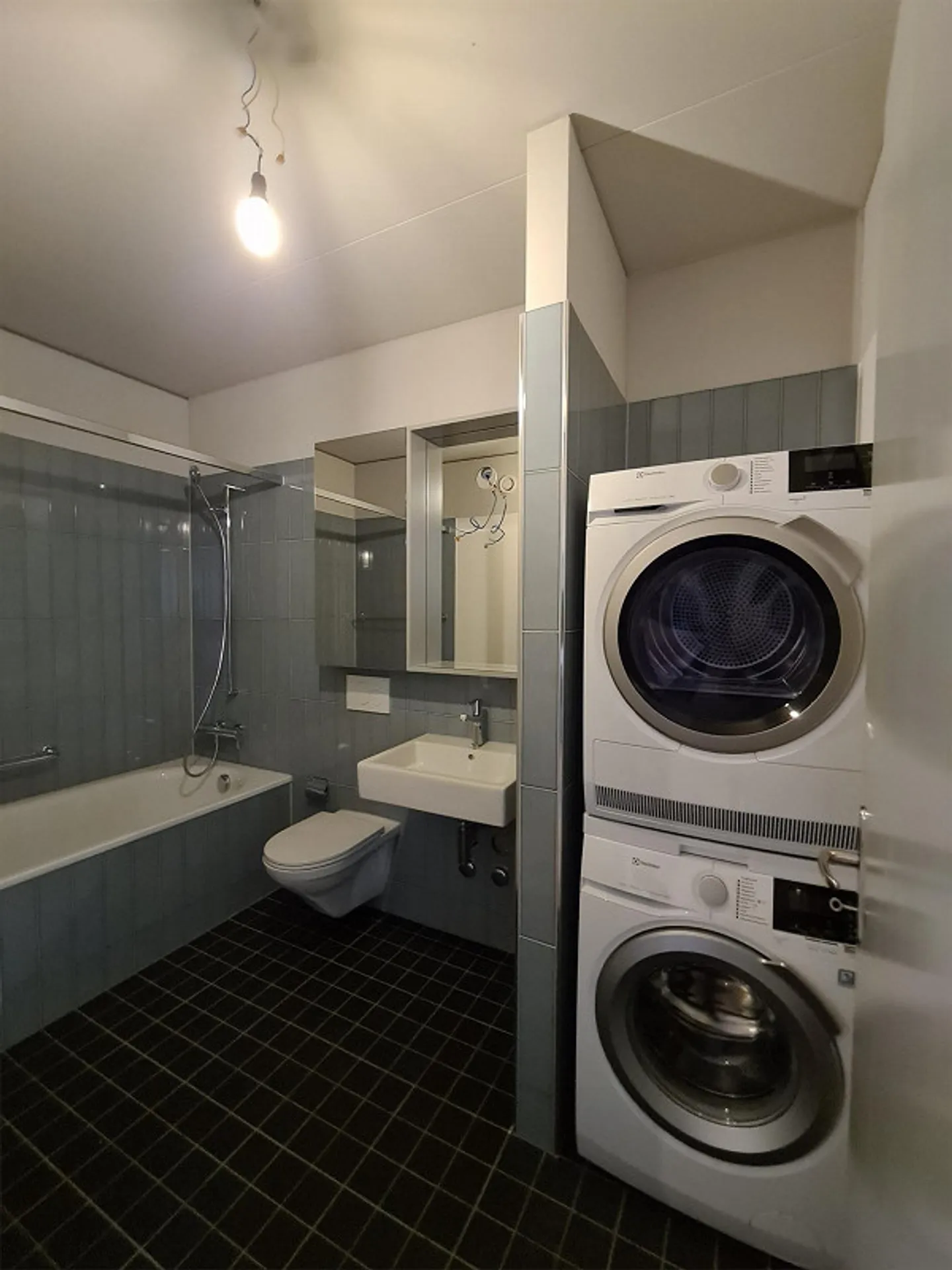 Living Spaces that Inspire - Photo 5 of 5