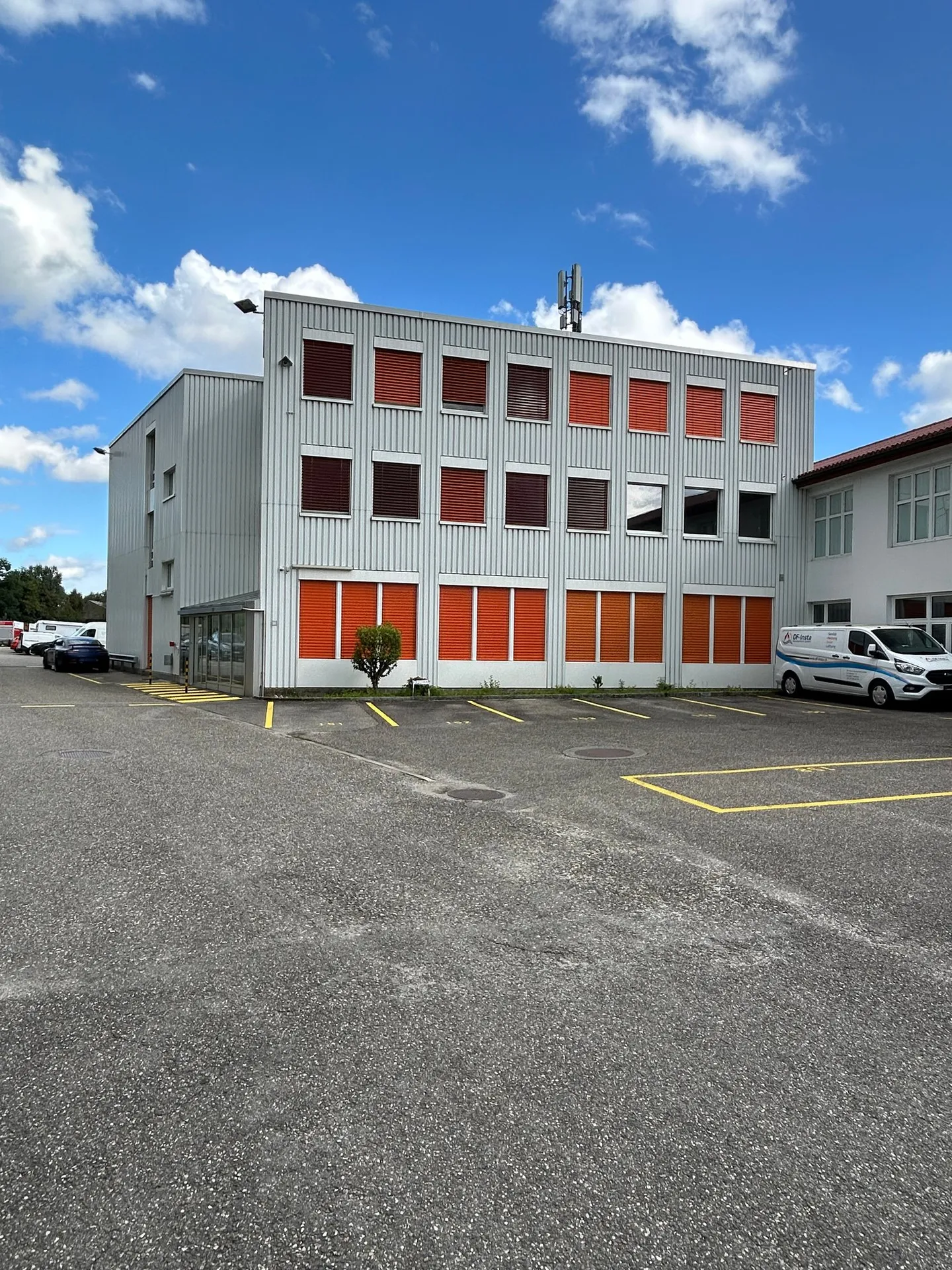 Büroraum im 1. OG 114 m2 G10 E - Foto 2 von 7