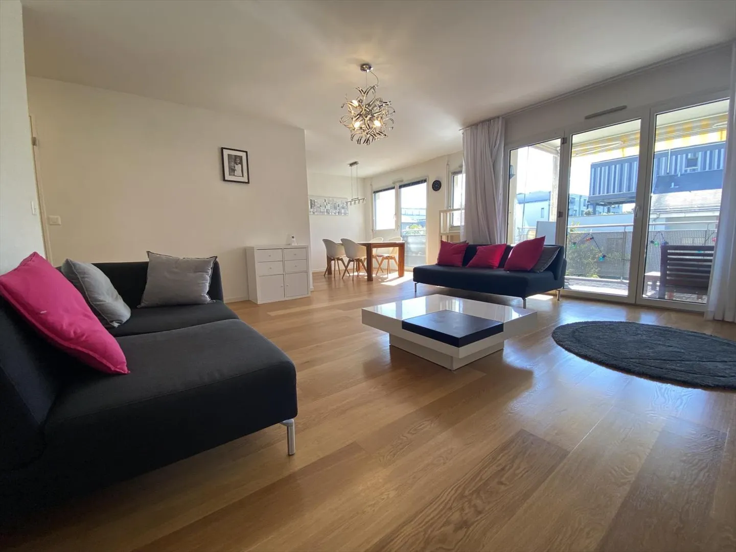 Magnifique appartement de 5 pièces à Meyrin - Photo 3 sur 13