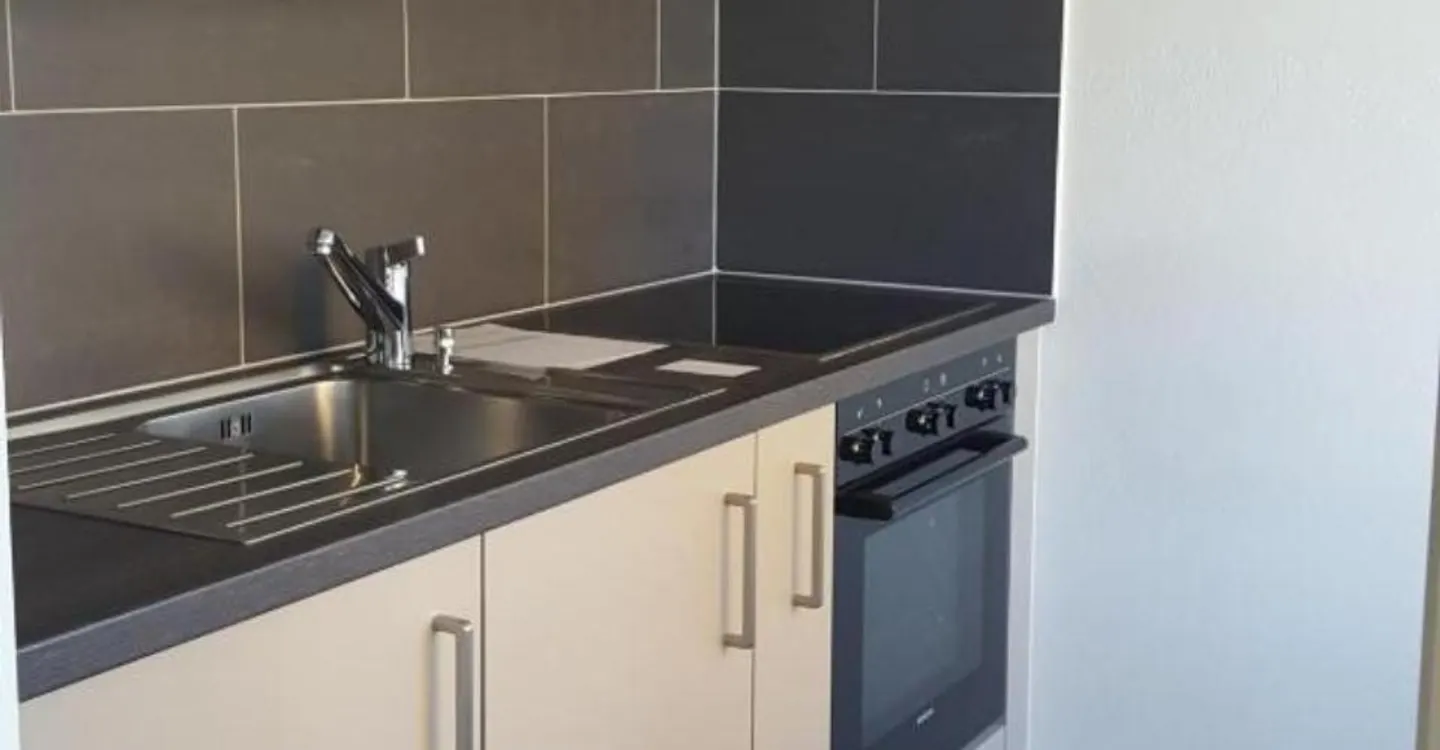 Magnificent 2-room apartment in La Chaux-de-Fonds - Photo 3 of 4