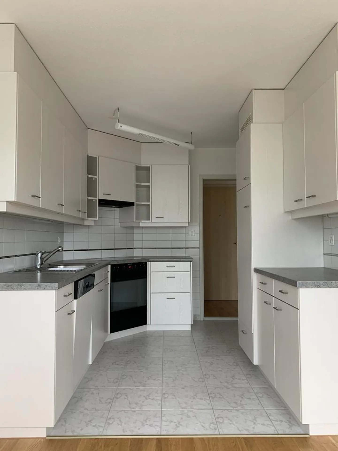 Vivre dans le beau Herblingen - Photo 3 sur 8