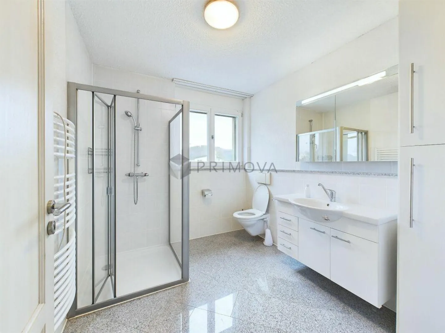 Exklusives Zuhause mit Garten - Foto 7 von 12