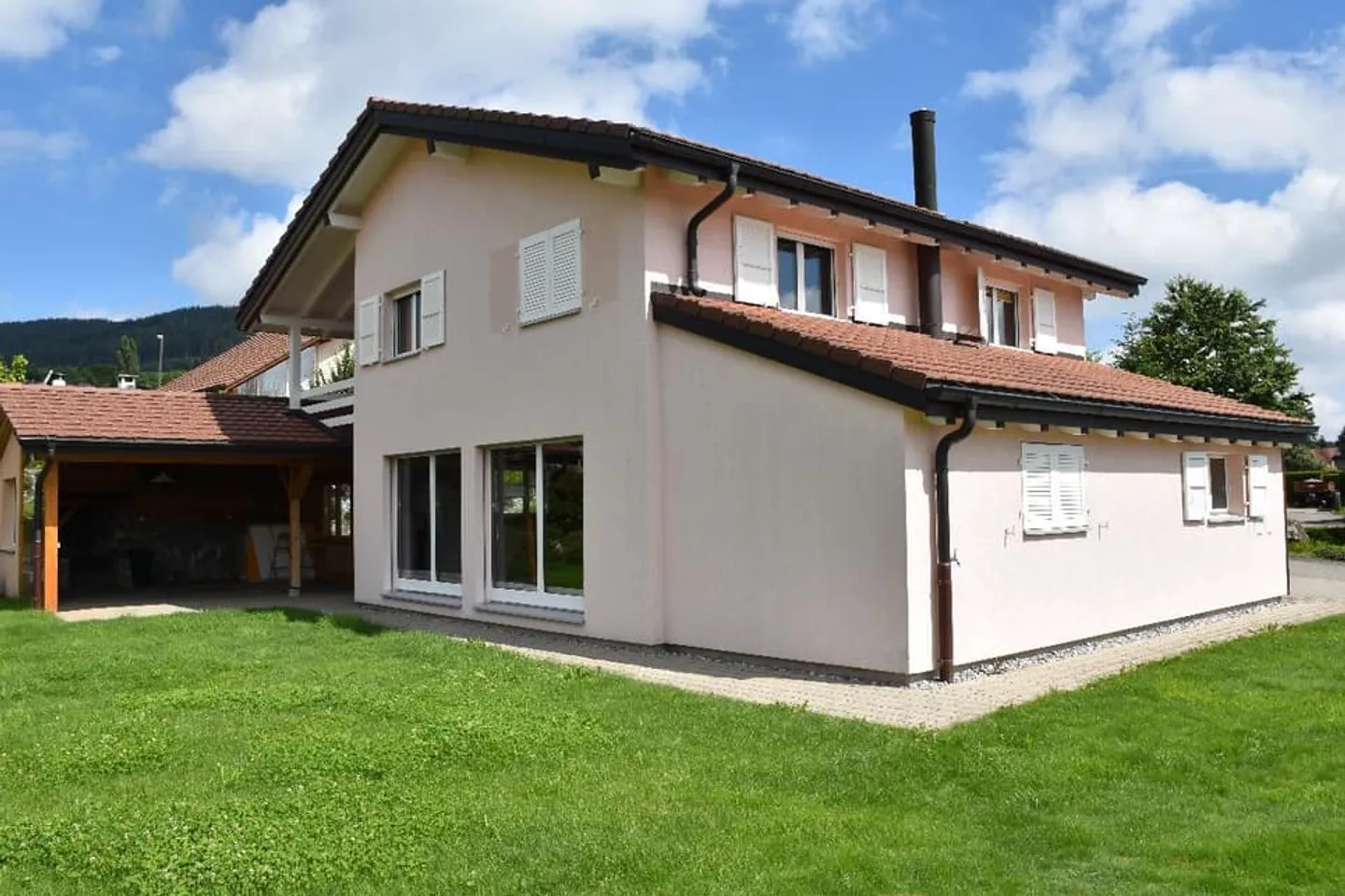 Opportunité rare : charmante villa de 6œ pièces sur belle parcelle - Photo 4 sur 13