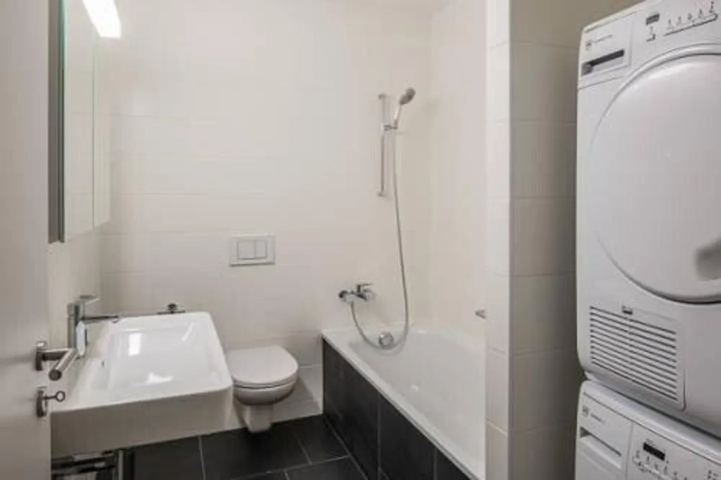 Nella migliore zona residenziale di Zurigo-Oerlikon - Foto 5 di 6