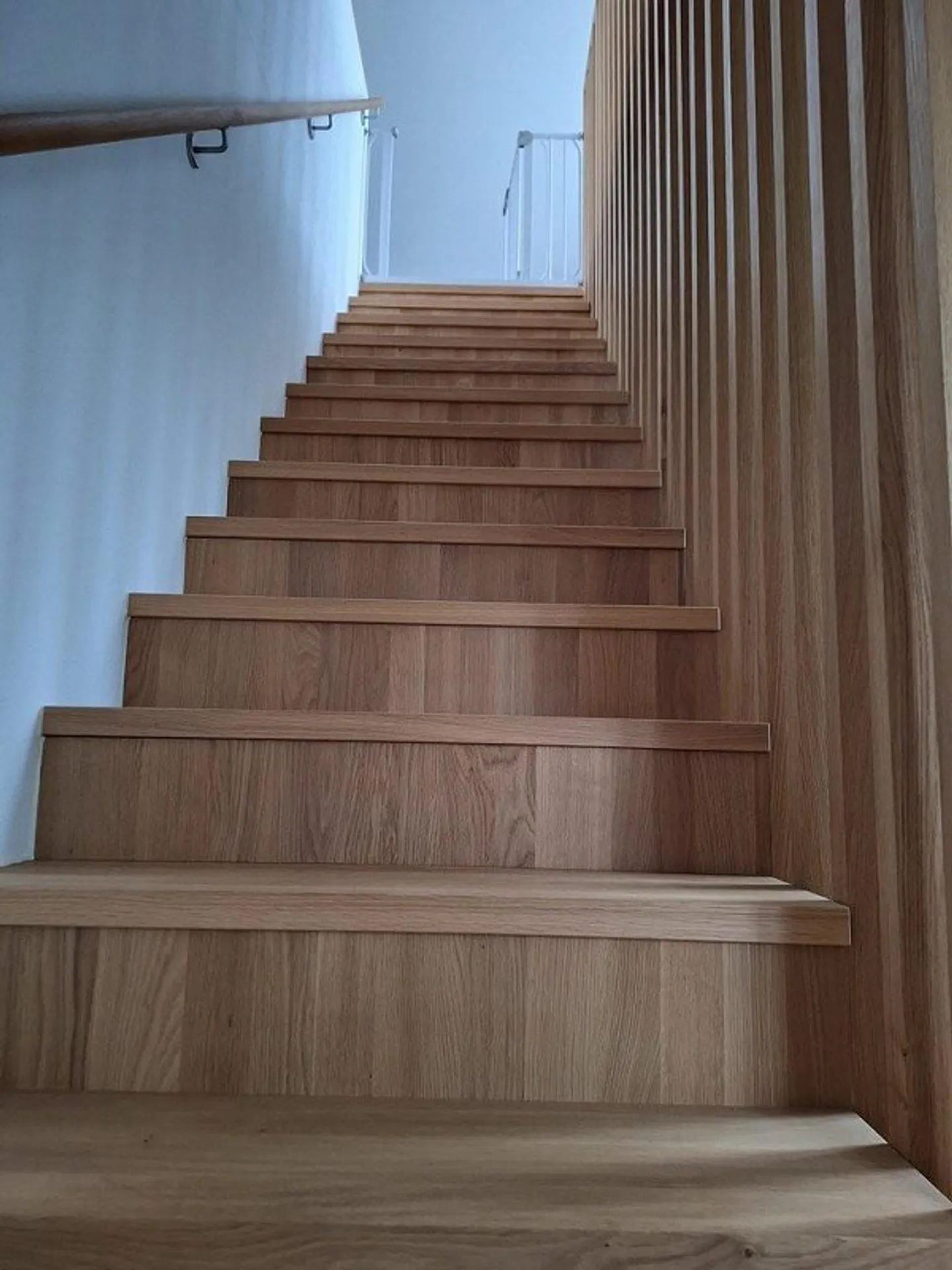 Ampio appartamento duplex di 3,5 locali a Benzenschwil - Foto 7 di 8