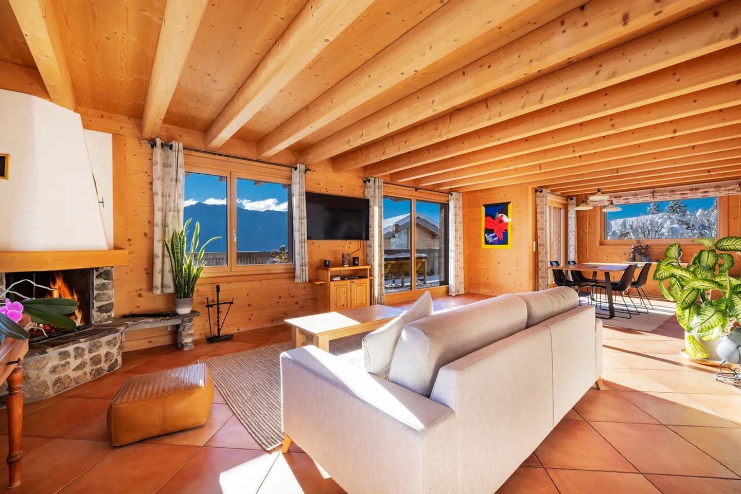 Magnificent chalet with beautiful garden & superb view! - Photo 3 of 17