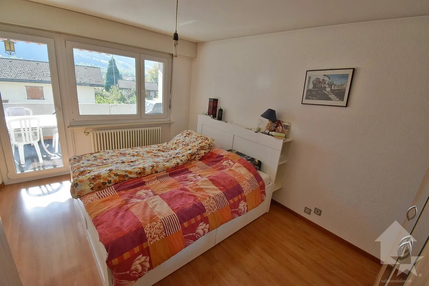 4.5 pièces avec un garage box et une place de parc extérieure incluse - Photo 8 sur 13