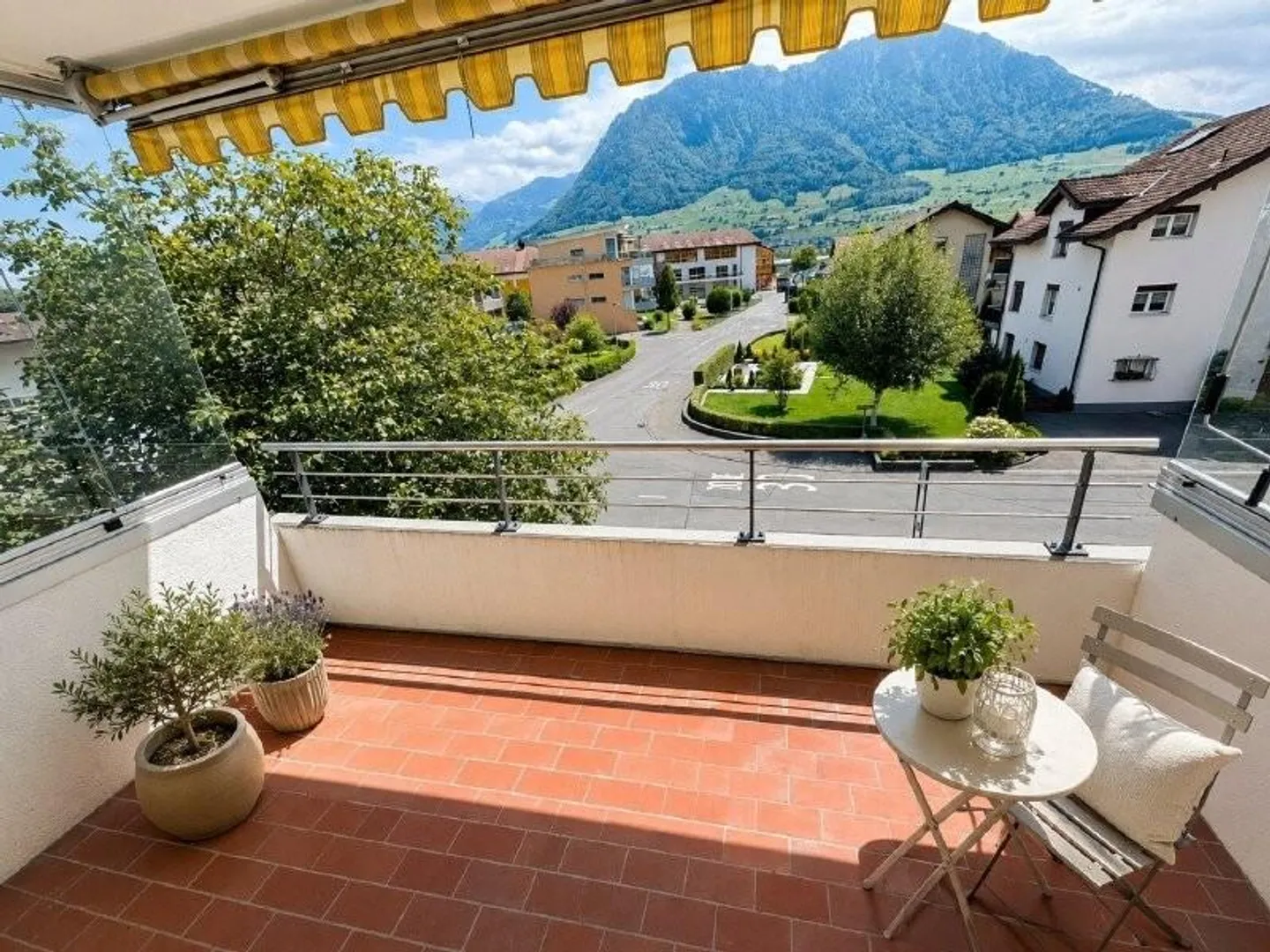 Your new home in Ennetbürgen - Photo 2 of 10