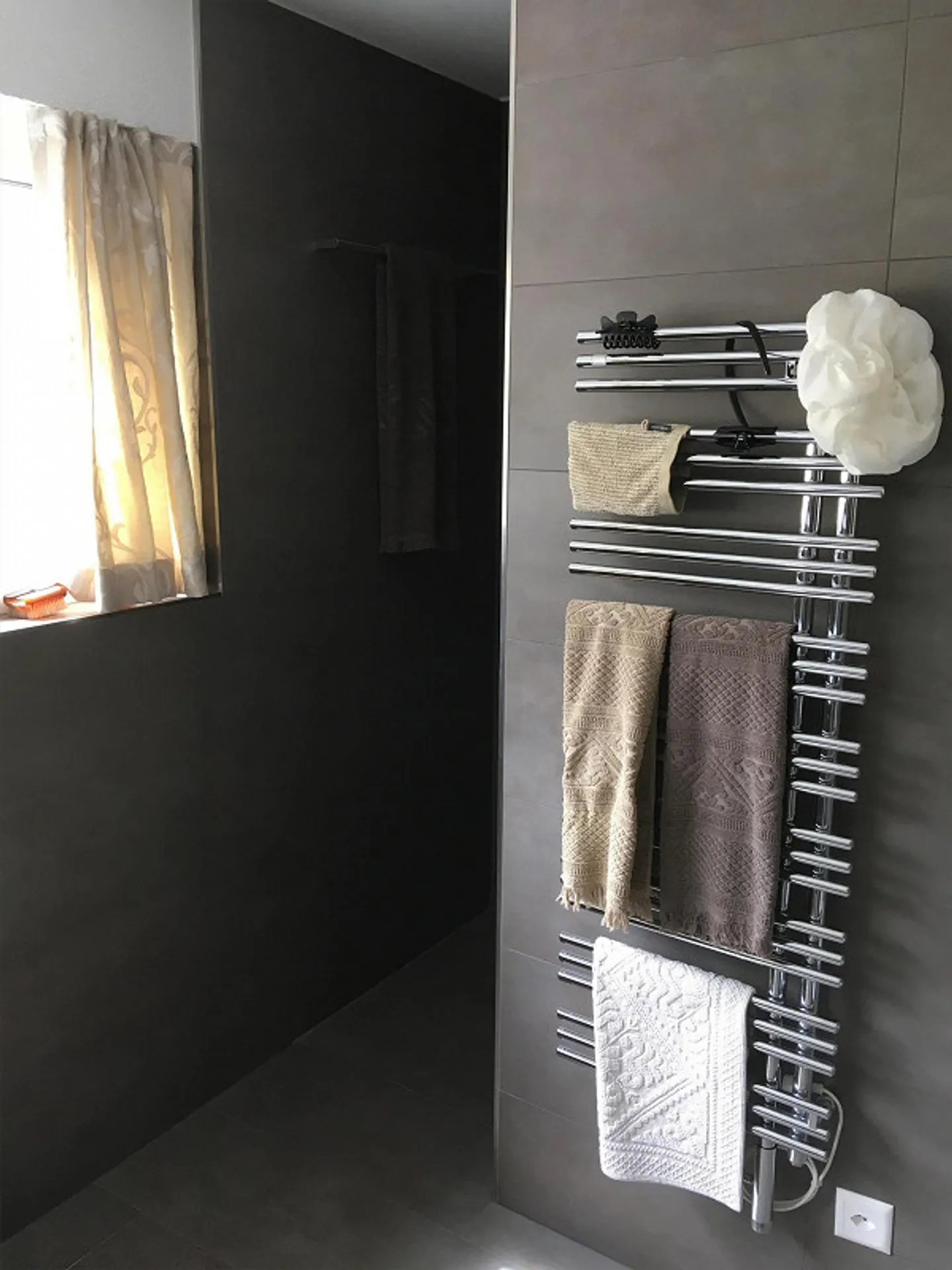 Appartement en duplex de 4,5 pièces au centre de St. Georgen - Photo 7 sur 16