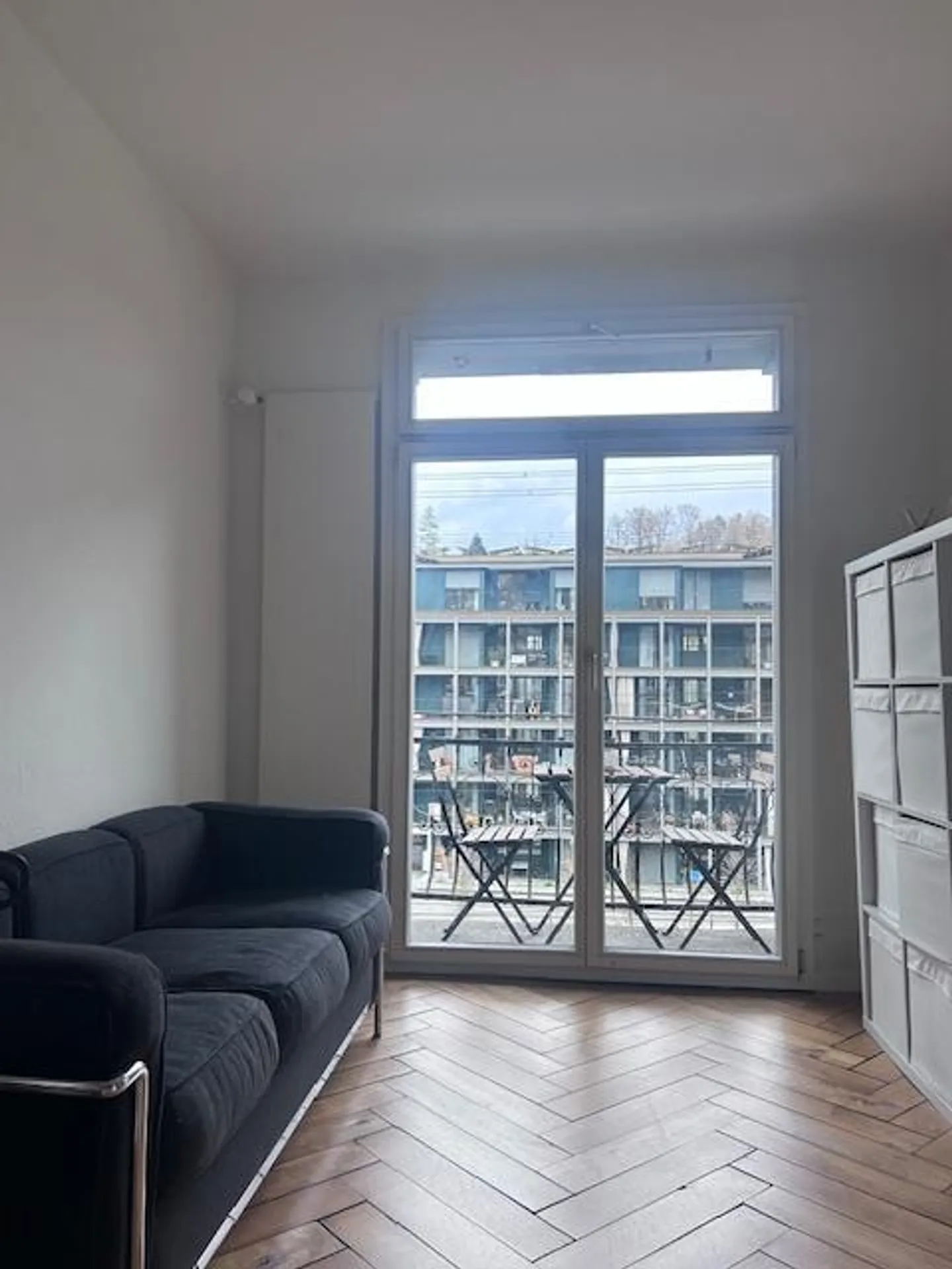 Appartement ancien de 4 pièces fraîchement rénové - Photo 3 sur 6