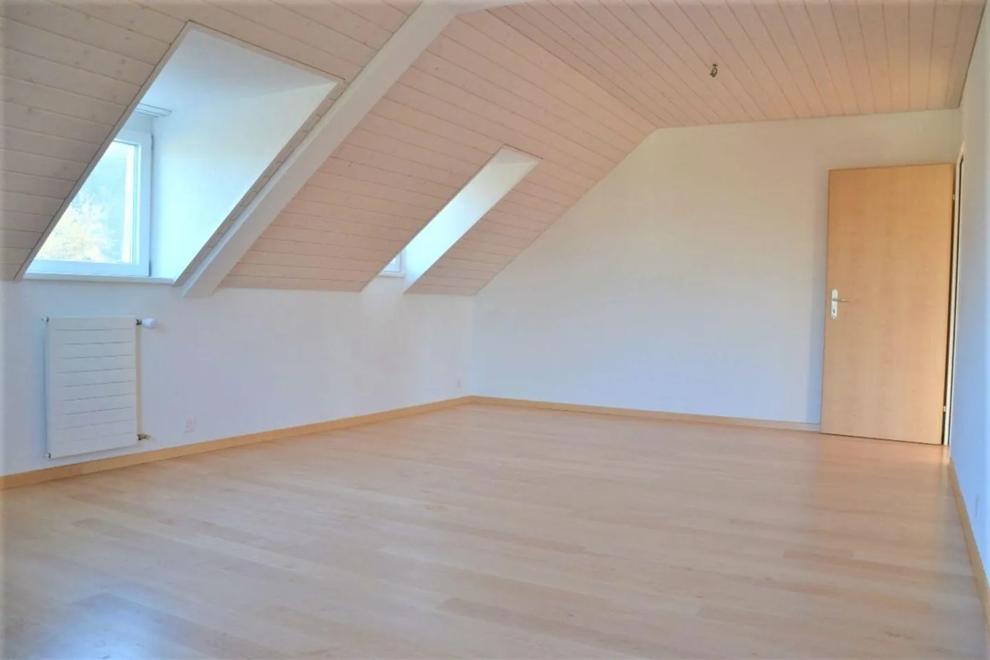 For rent 3-room attic apartment at Wylandstr. 3a in Winterthur - Photo 6 of 11
