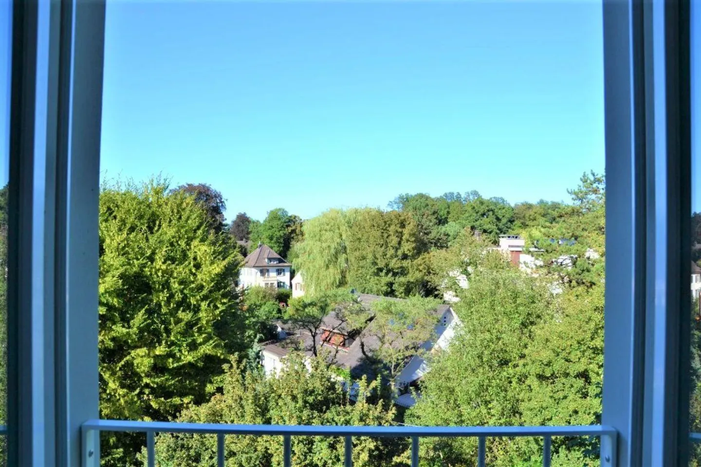 For rent 3-room attic apartment at Wylandstr. 3a in Winterthur - Photo 11 of 11