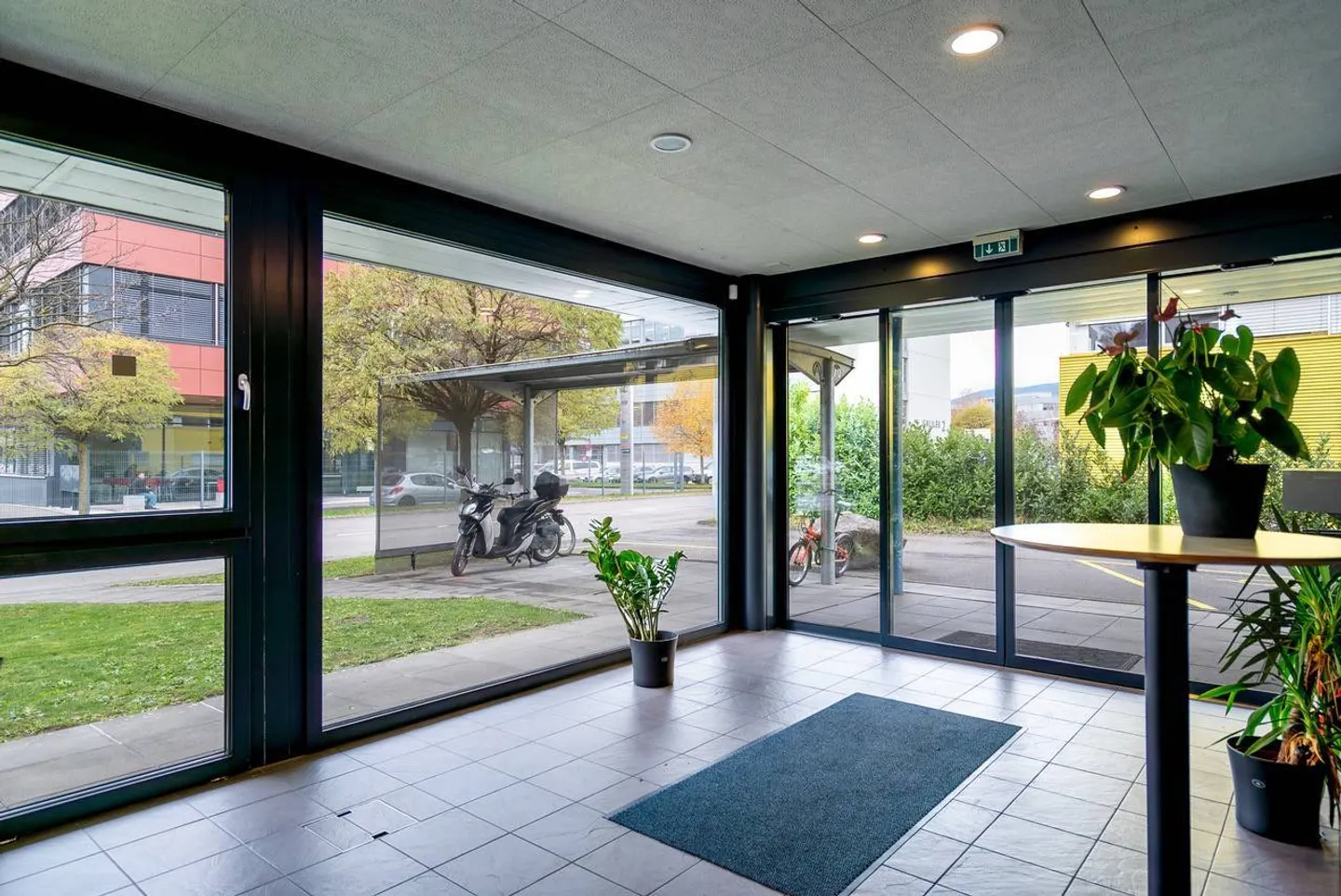 Letzte Verfügbare Fläche in Y-PARC - Foto 3 von 5