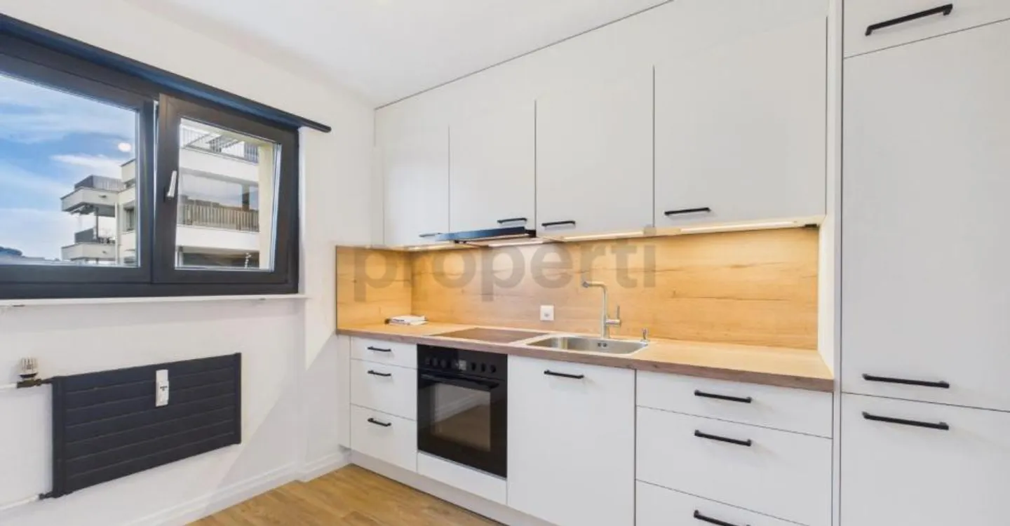 Appartement moderne avec balcon - Photo 2 sur 7