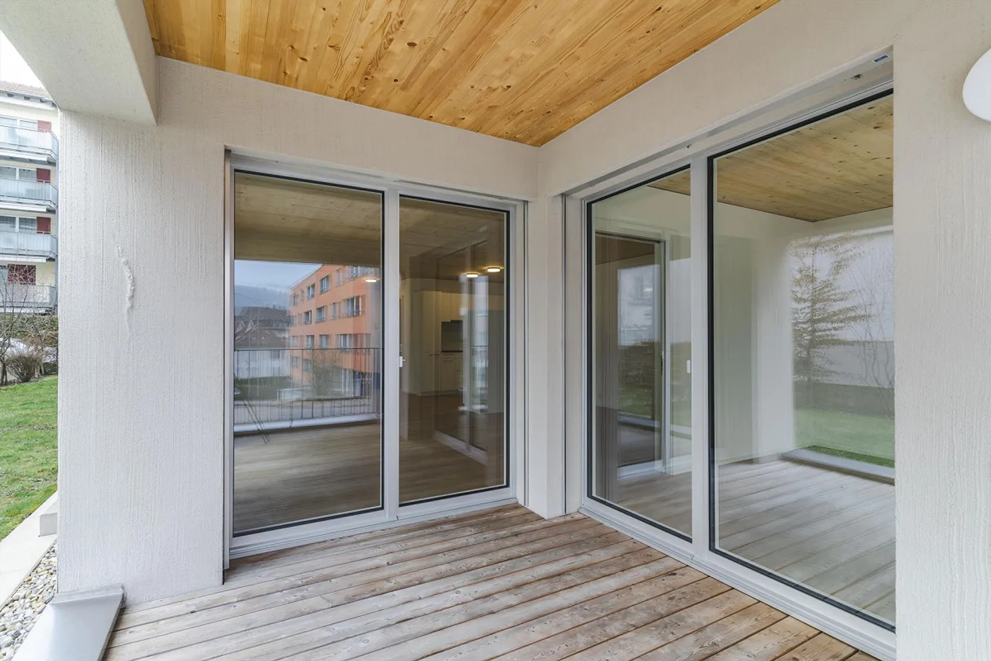 Helle 3.5-Zimmer-Wohnung mit grosszügigem Balkon in gepflegtem Haus - Foto 5 von 9