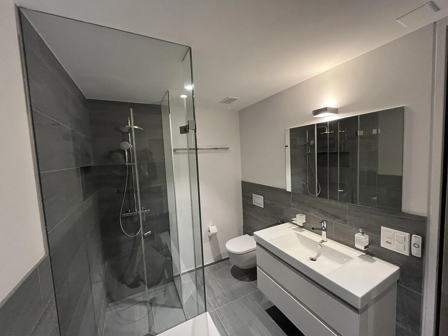 Appartamento moderno di 3,5 stanze con vista spettacolare - Foto 5 di 8