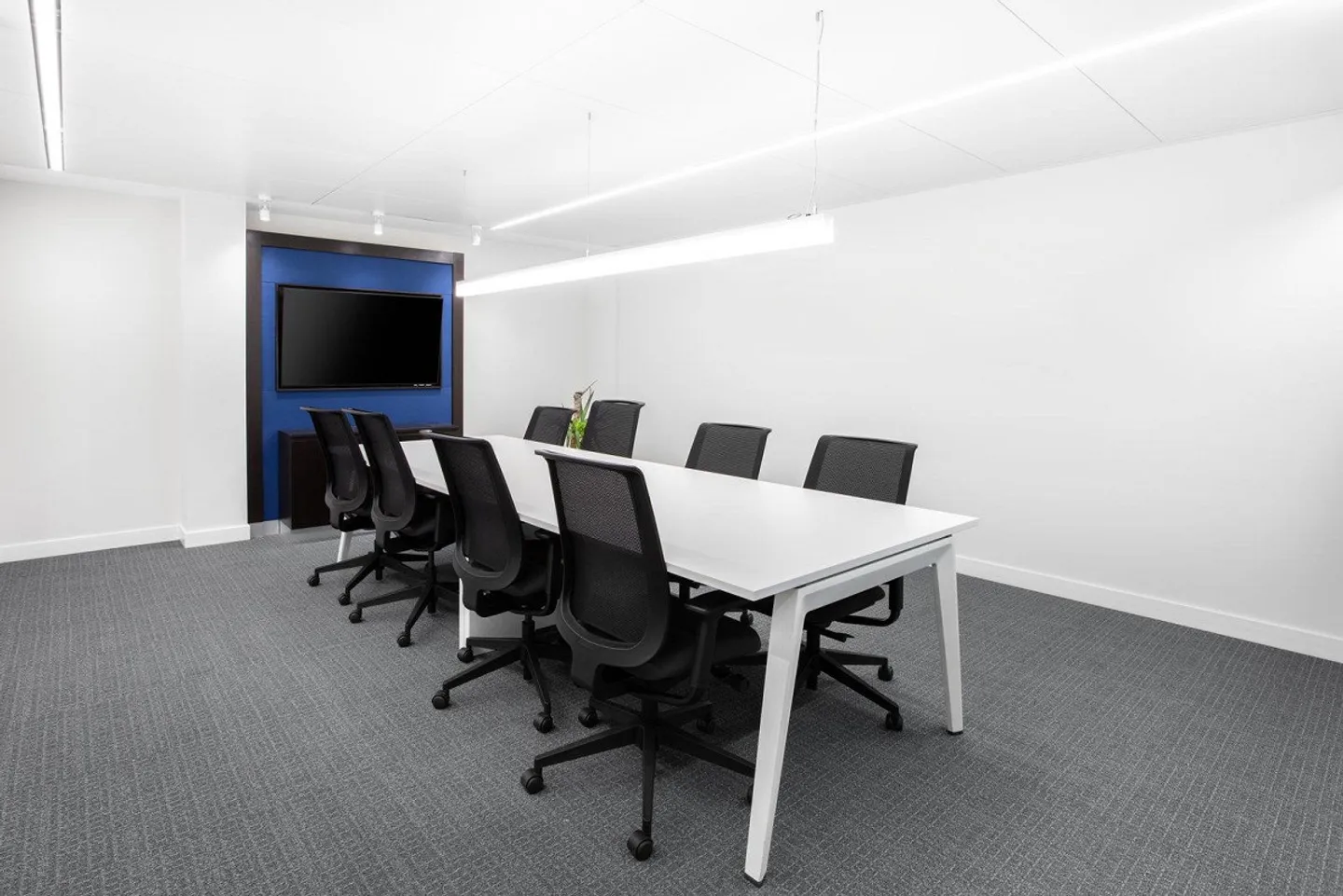 Bureau privé pour 4 à Regus Stauffacher - Photo 8 sur 10