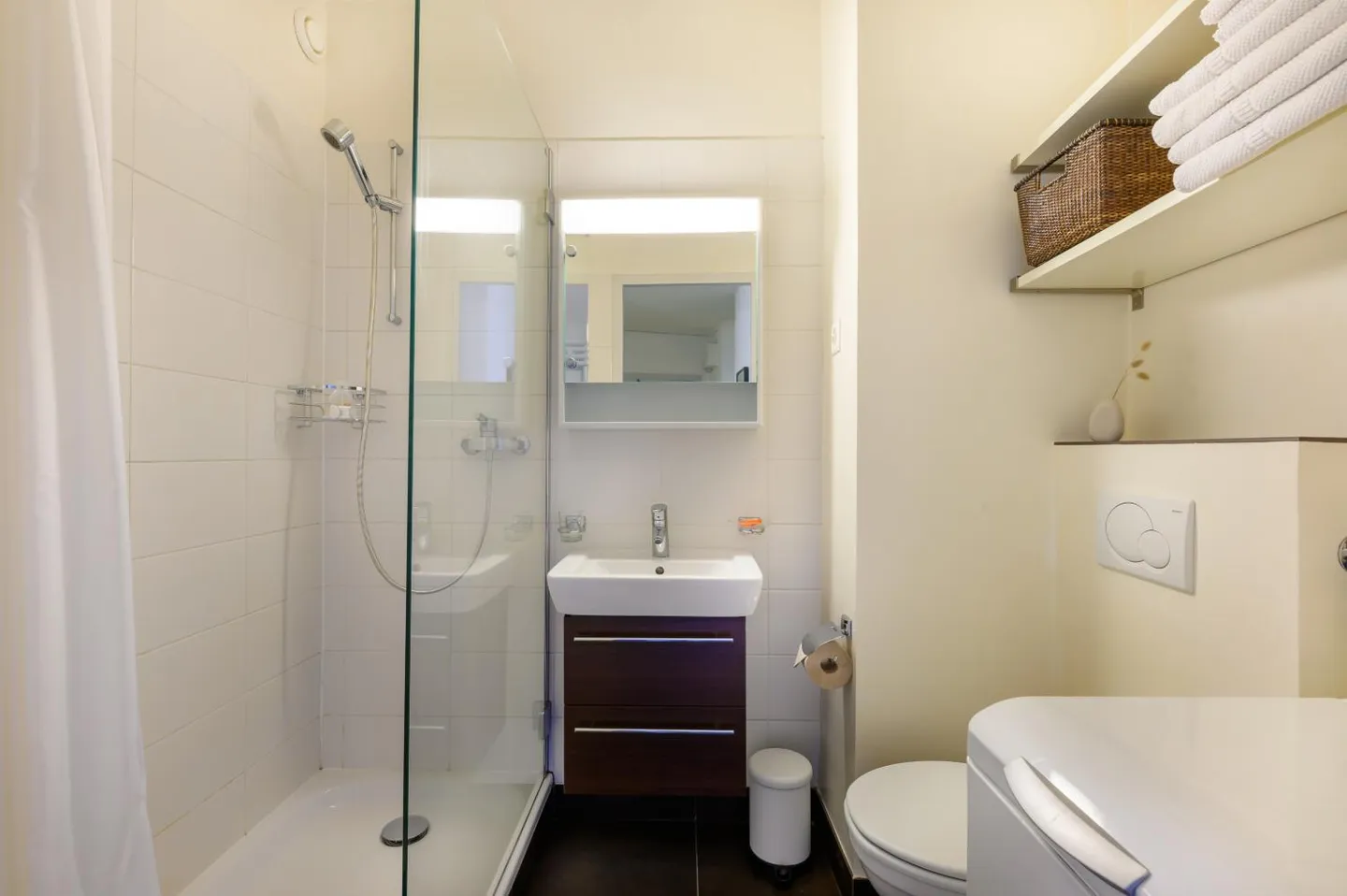 Charmant Appartement Meublé - Photo 3 sur 8