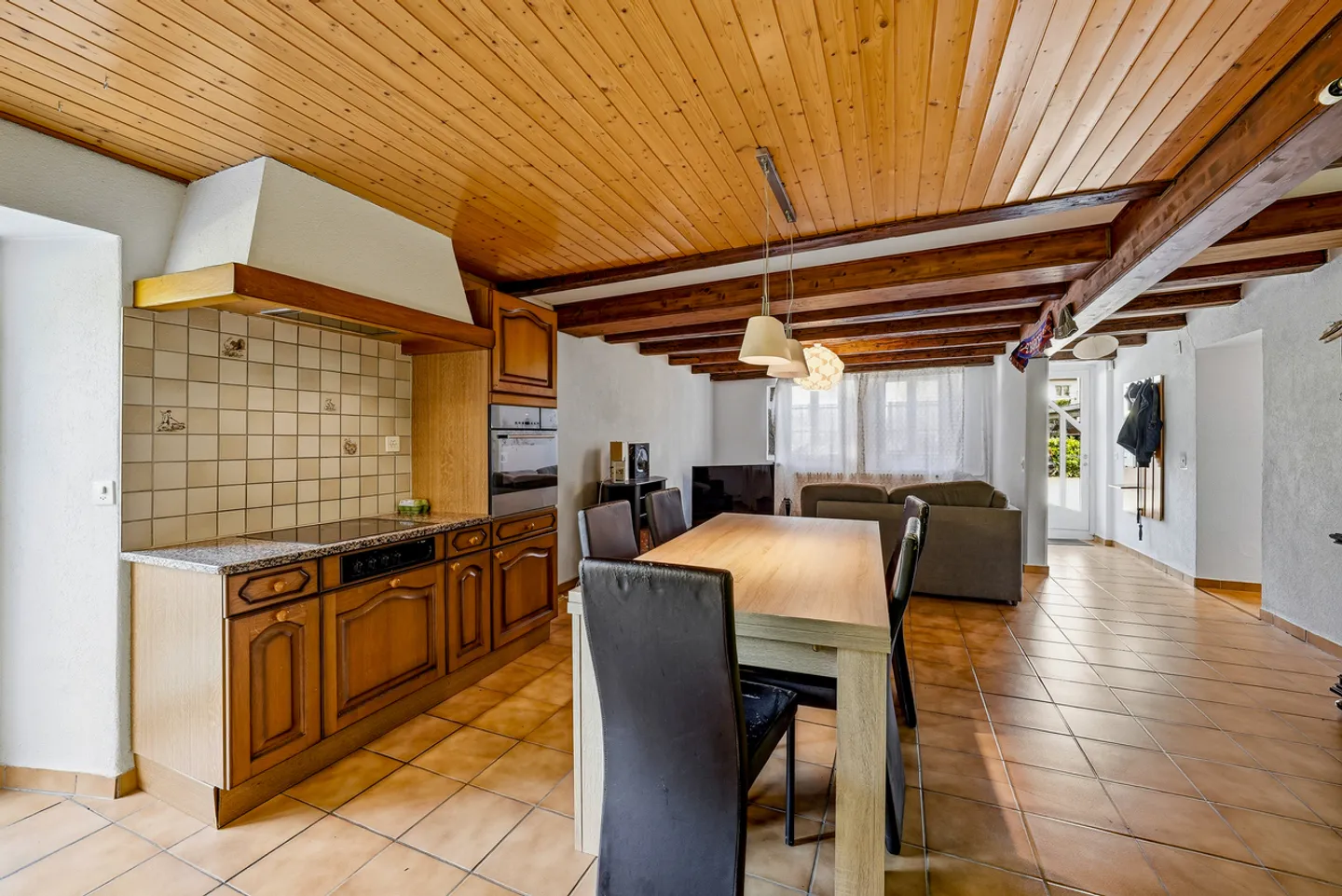 Renovated village house with 2 apartments - Photo 22 of 31